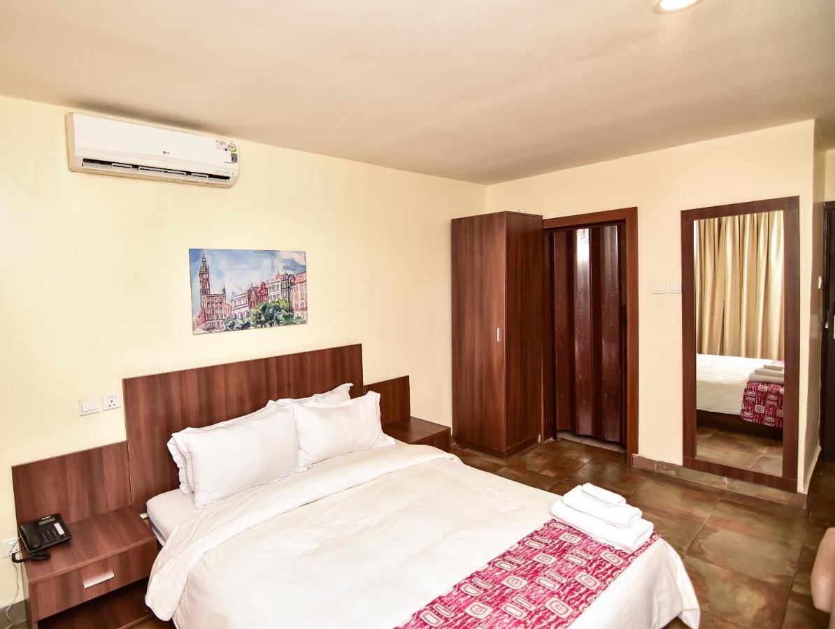 Sinclair Guest House Abuja Bagian luar foto