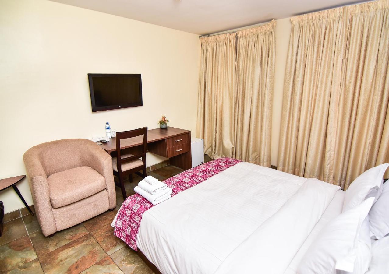 Sinclair Guest House Abuja Bagian luar foto